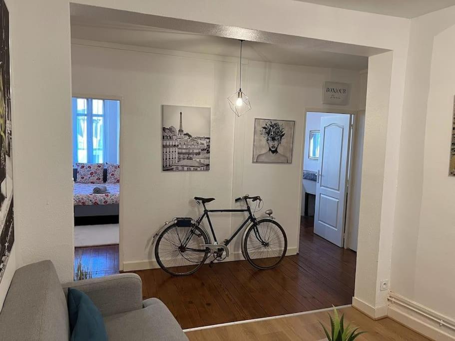 Апартаменти Le Comte Est Bon, Quartier Antiquaires Діжон Екстер'єр фото